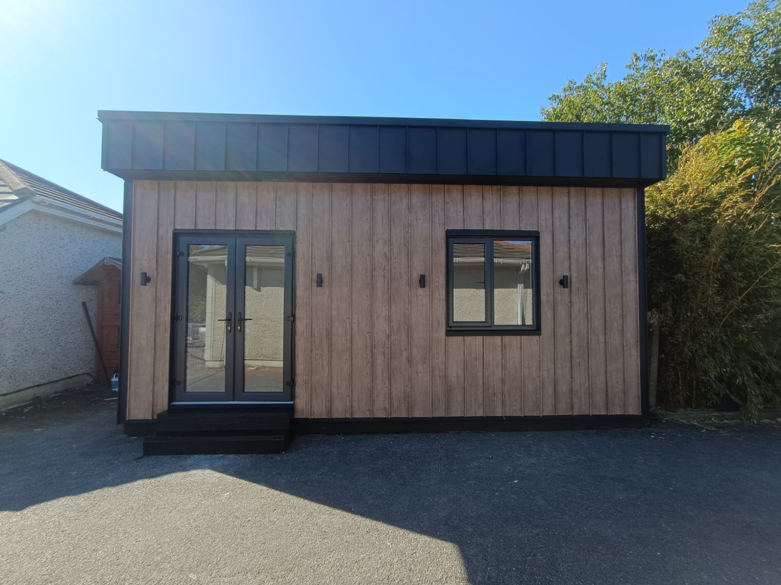 Garden room front view